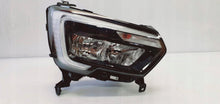 Laden Sie das Bild in den Galerie-Viewer, Frontscheinwerfer Opel E Combo 520888580E Ein Stück (Rechts oder Links) SCH2331128195qe