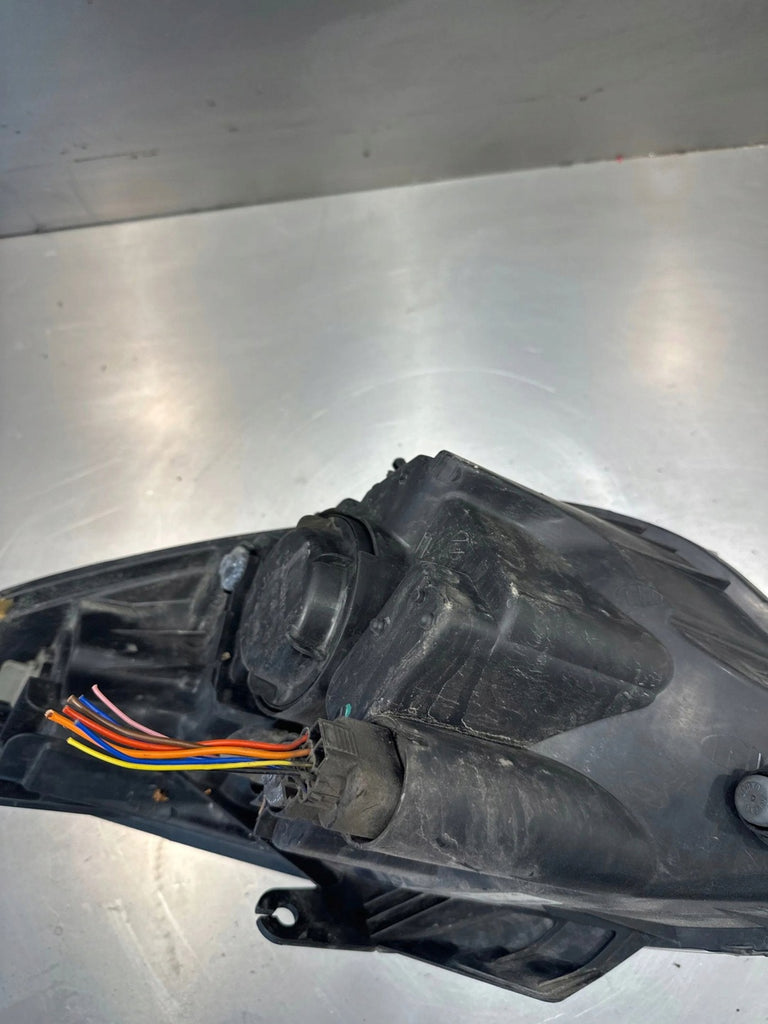 Frontscheinwerfer Hyundai I20 921024P000 01031099900010 Rechts Headlight