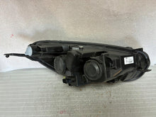 Laden Sie das Bild in den Galerie-Viewer, Frontscheinwerfer Ford Courier JT7613W030CD Links Scheinwerfer Headlight SCH9194962007ma