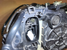 Load image into Gallery viewer, Frontscheinwerfer BMW 6 G32 8497225-04 LED Links Scheinwerfer Headlight SCH4246997140pa