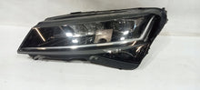 Laden Sie das Bild in den Galerie-Viewer, Frontscheinwerfer Skoda Superb III 3V1941015D Full LED Links Headlight
