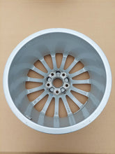 Load image into Gallery viewer, 1x Alufelge 17 Zoll 7.5&quot; 5x112 51ET Glanz Silber 8V0601025BN Audi A3 Rim Wheel