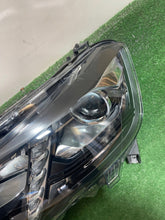 Laden Sie das Bild in den Galerie-Viewer, Frontscheinwerfer Peugeot Partner Rifter 90146217 Links Scheinwerfer Headlight SCH5906249953td