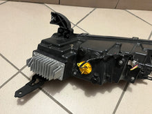 Load image into Gallery viewer, Frontscheinwerfer Dacia Spring 266008993R LED Rechts Scheinwerfer Headlight