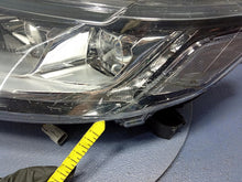 Laden Sie das Bild in den Galerie-Viewer, Frontscheinwerfer Mitsubishi Outlander III 8301C883 ECM921-21C10 LED Links