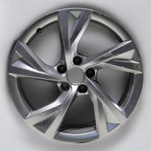 Load image into Gallery viewer, 1x Alufelge 18 Zoll 8.0&quot; 5x112 40ET 8W0601025EJ Audi A4 B9 Rim Wheel