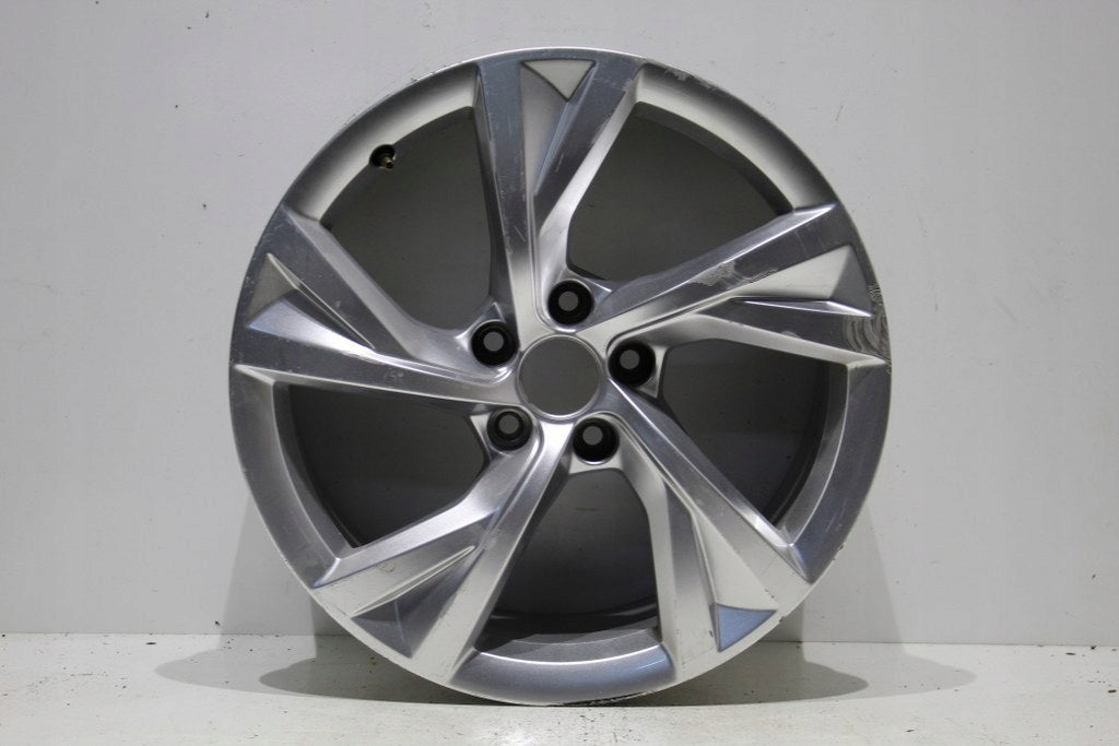 1x Alufelge 18 Zoll 8.0" 5x112 40ET 8W0601025EJ Audi A4 B9 Rim Wheel