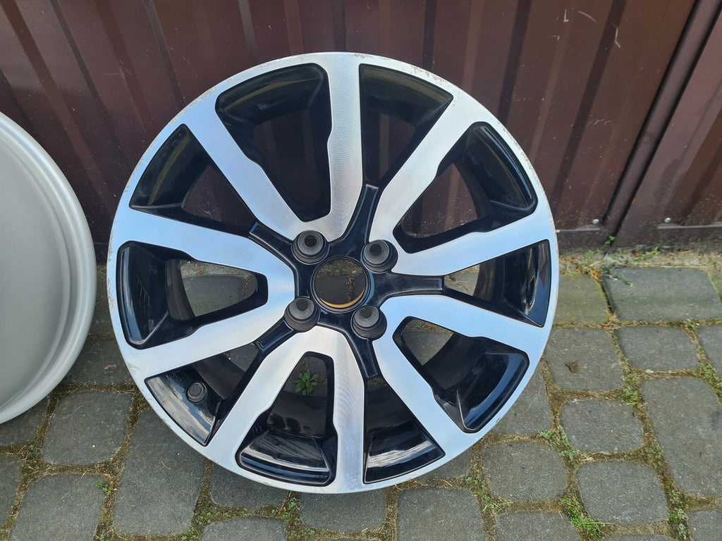 1x Alufelge 17 Zoll 7.0" 5x114.3 37ET 403008869R, 403008622R Renault Captur