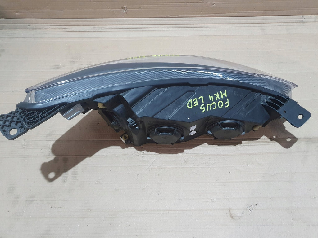 Frontscheinwerfer Ford Focus LED Links Scheinwerfer Headlight