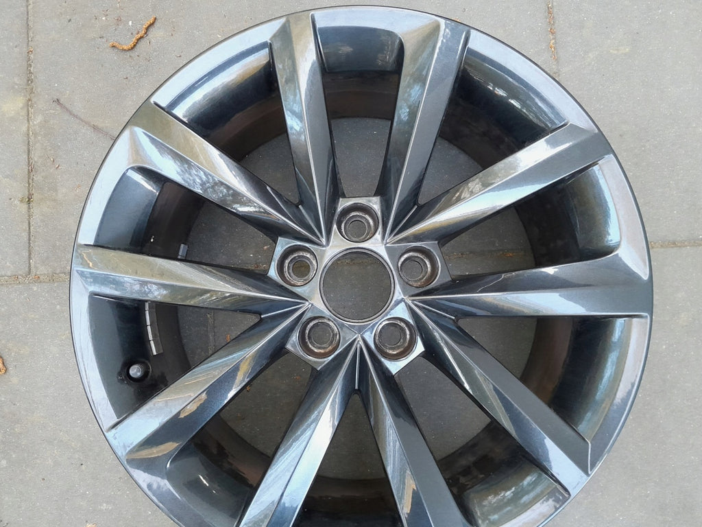 1x Alufelge 16 Zoll 7.0" 5x100 46ET Glanz Graphit 5JA601025AE Skoda Fabia I FEL3052866239pv
