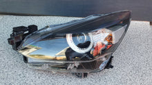 Laden Sie das Bild in den Galerie-Viewer, Frontscheinwerfer Mazda 2 Dj LED Links Scheinwerfer Headlight