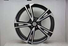 Laden Sie das Bild in den Galerie-Viewer, 1x Alufelge 21 Zoll 8.5" 5x112 43ET 4K0601025AS Audi Rim Wheel FEL3202496164ze