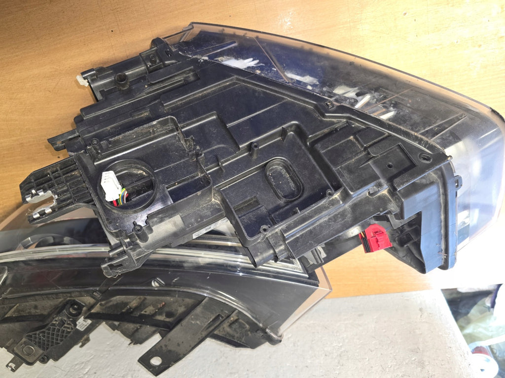 Frontscheinwerfer Audi Q3 8U0941006 8U0941005 Xenon Rechts oder Links SCH4288273646wc