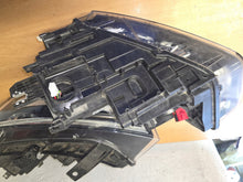Laden Sie das Bild in den Galerie-Viewer, Frontscheinwerfer Audi Q3 8U0941006 8U0941005 Xenon Rechts oder Links SCH4288273646wc