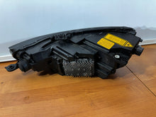 Laden Sie das Bild in den Galerie-Viewer, Frontscheinwerfer Audi A5 8W6941086 Ein Stück (Rechts oder Links) Headlight SCH3955525482dg