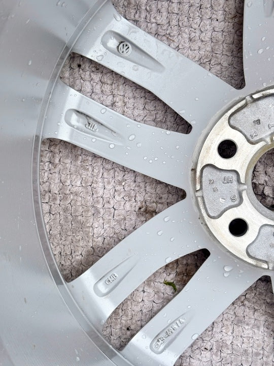 1x Alufelge 18 Zoll 7.5" 5x112 51ET Glanz Silber 5G0601025DH VW Golf I Rim Wheel FEL4428785038qr