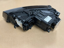 Laden Sie das Bild in den Galerie-Viewer, Frontscheinwerfer Audi A8 4H0941006 Xenon Rechts Scheinwerfer Headlight SCH9483301588fj