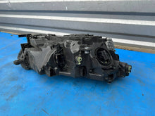 Laden Sie das Bild in den Galerie-Viewer, Frontscheinwerfer Skoda Octavia I 5E4941009 LE22A6497 Links Headlight SCH7167199885lv