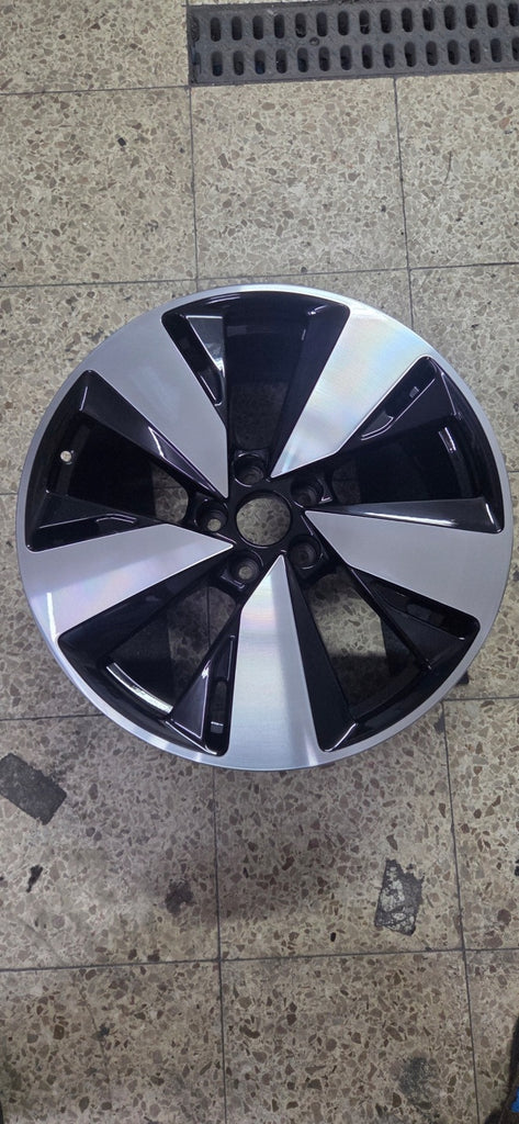 1x Alufelge 19 Zoll 8.0" 5x112 44ET 8B3601025 Audi A5 Rim Wheel FEL8599853700po