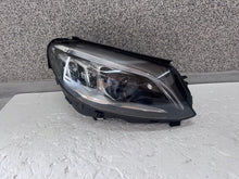 Laden Sie das Bild in den Galerie-Viewer, Frontscheinwerfer Mercedes-Benz W205 A2059061606 LED Rechts Headlight SCH4709633988cm
