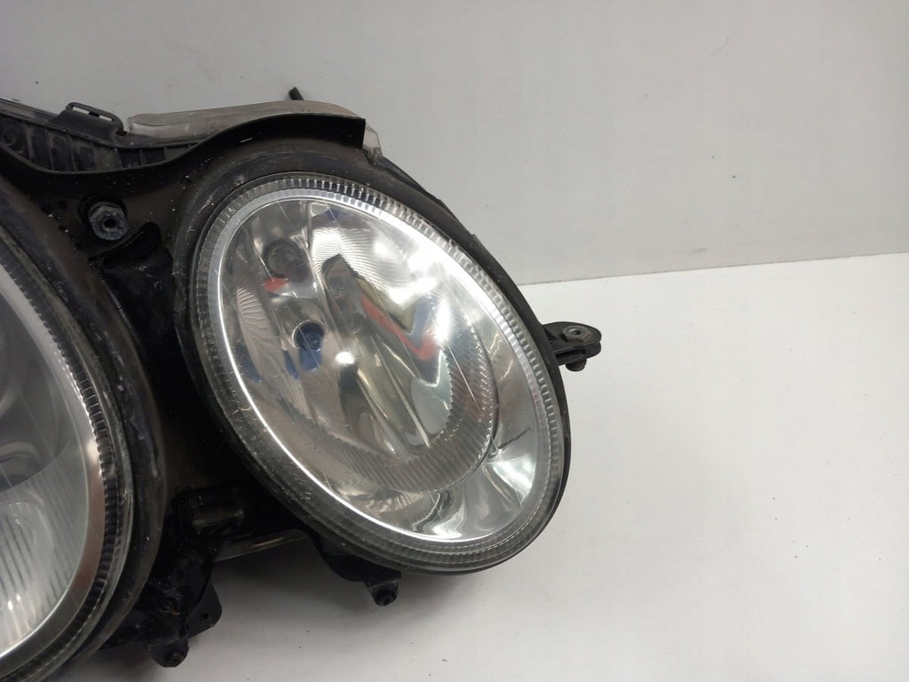 Frontscheinwerfer Mercedes-Benz W211 Xenon Rechts Scheinwerfer Headlight SCH9364670453ka