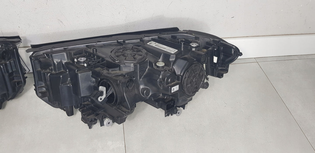 Frontscheinwerfer BMW 6 G32 8497226-03 Ein Stück (Rechts oder Links) Headlight