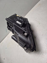 Load image into Gallery viewer, Frontscheinwerfer Hyundai Kona J992121020 92102-J9000 Rechts Headlight SCH3704612683tc