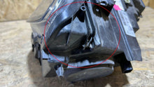 Load image into Gallery viewer, Frontscheinwerfer Toyota Proace City Box Rechts Scheinwerfer Headlight SCH4157098467sm