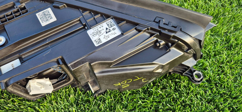 Frontscheinwerfer Mercedes-Benz Gle A1679066504 LED Rechts oder Links