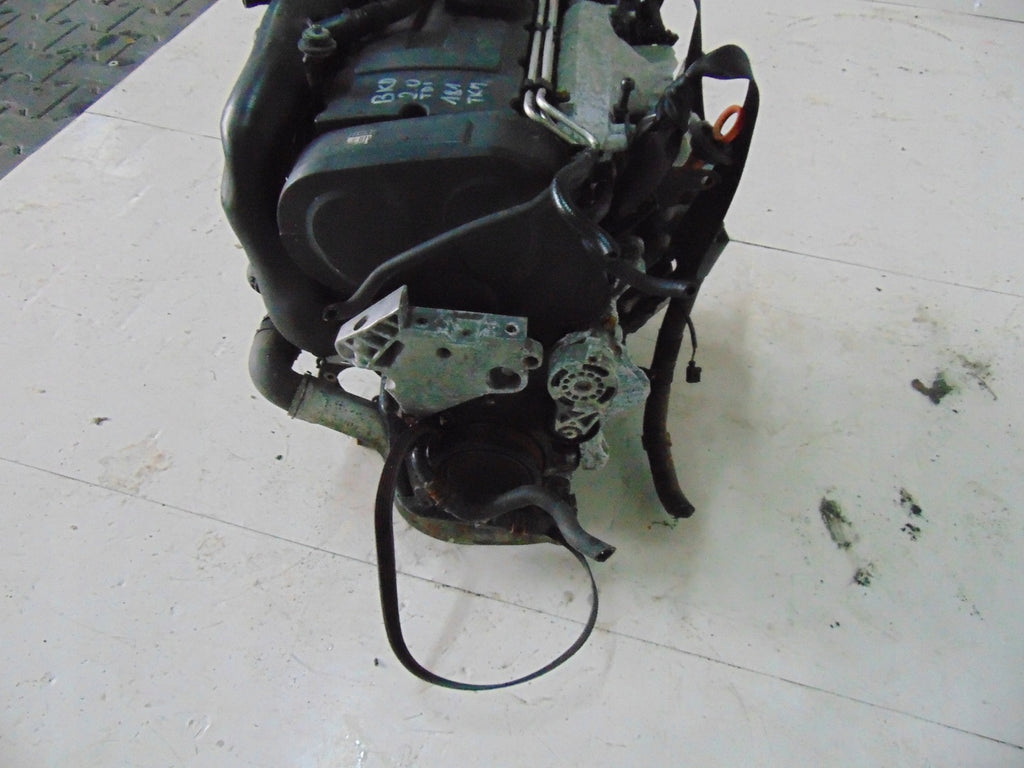 Motor Audi Skoda VW BKD 2.0 TDI 140PS 103kW 181TKm Diesel Engine Komplett