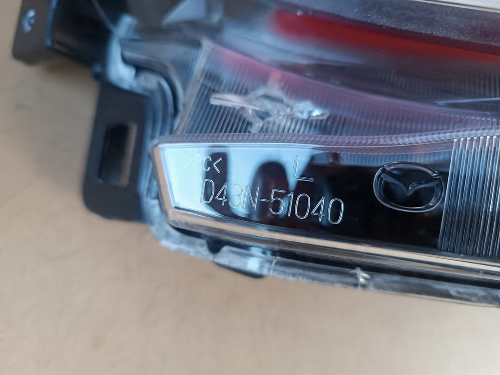 Frontscheinwerfer Mazda 2 D43N-51040 D43N-51030 Full LED Rechts oder Links