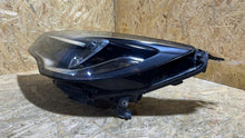Laden Sie das Bild in den Galerie-Viewer, Frontscheinwerfer Opel Astra K 39158005 Rechts Scheinwerfer Headlight SCH1724880220ya