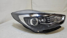 Laden Sie das Bild in den Galerie-Viewer, Frontscheinwerfer Hyundai Ix20 92102-1K LED Rechts Scheinwerfer Headlight