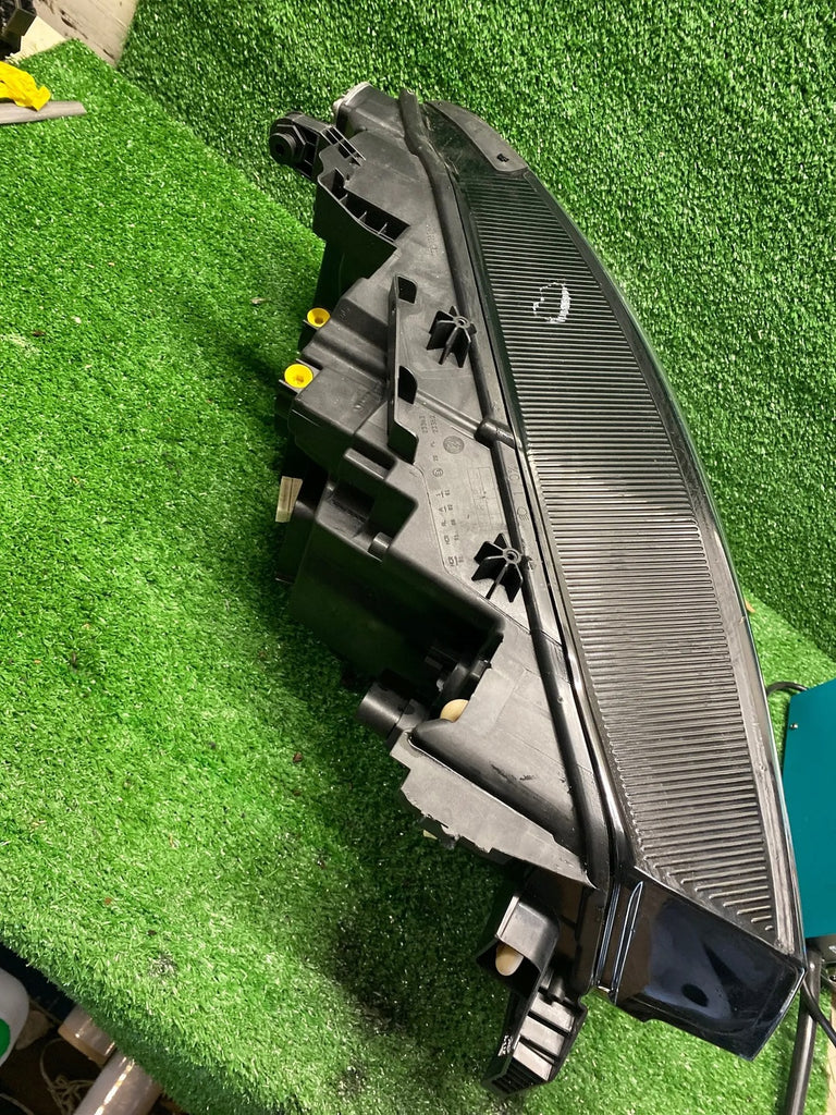 Frontscheinwerfer VW Id.4 11B941005B Vorderseite Scheinwerfer Headlight SCH3129981707cm