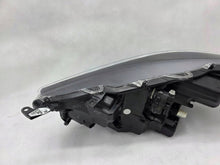 Laden Sie das Bild in den Galerie-Viewer, Frontscheinwerfer Toyota 4 Yaris Rechts Scheinwerfer Headlight SCH2431707622dw