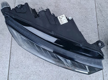 Load image into Gallery viewer, Frontscheinwerfer Skoda Octavia IV 5E4941016A 5E4941015 Full LED Ein Satz SCH6633208264fy