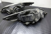 Load image into Gallery viewer, Frontscheinwerfer Ford Mondeo 7S71-13101-AK Ein Satz Scheinwerfer Headlight SCH1165812607xi