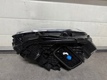 Laden Sie das Bild in den Galerie-Viewer, Frontscheinwerfer Mercedes-Benz Glb X247 A2479060106 Links Headlight SCH1216181937wa