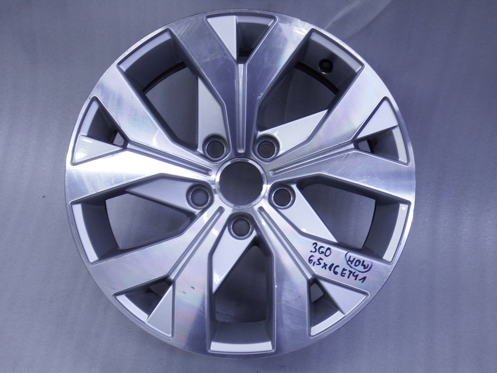 1x Alufelge 16 Zoll 6.5" 5x112 41ET Glanz Silber VW Passat B8 Rim Wheel