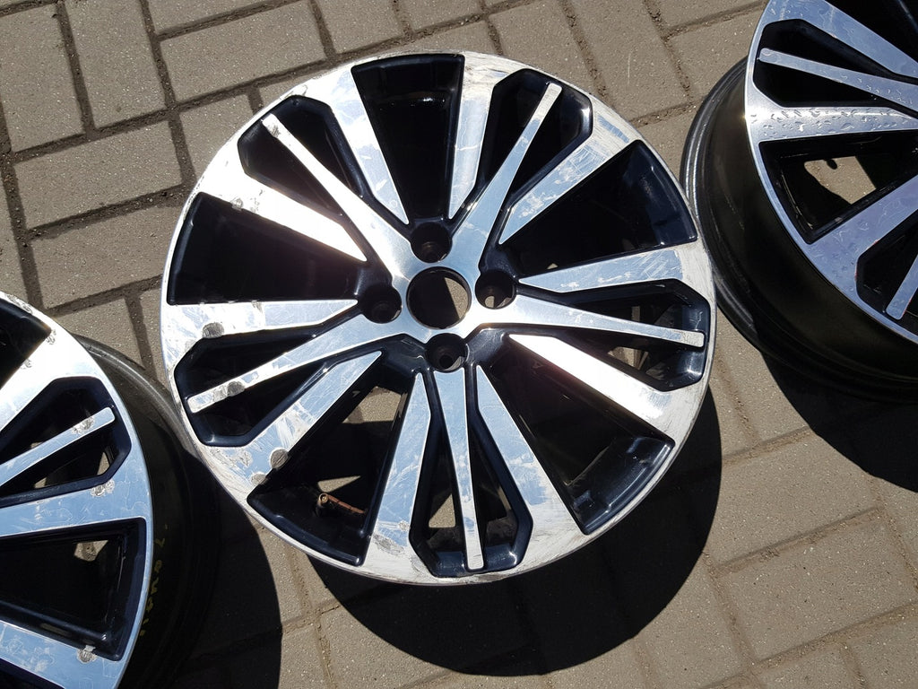 1x Alufelge 17 Zoll 7.0" 4x100 40ET Schwarz 403008893R Renault Captur Clio 1