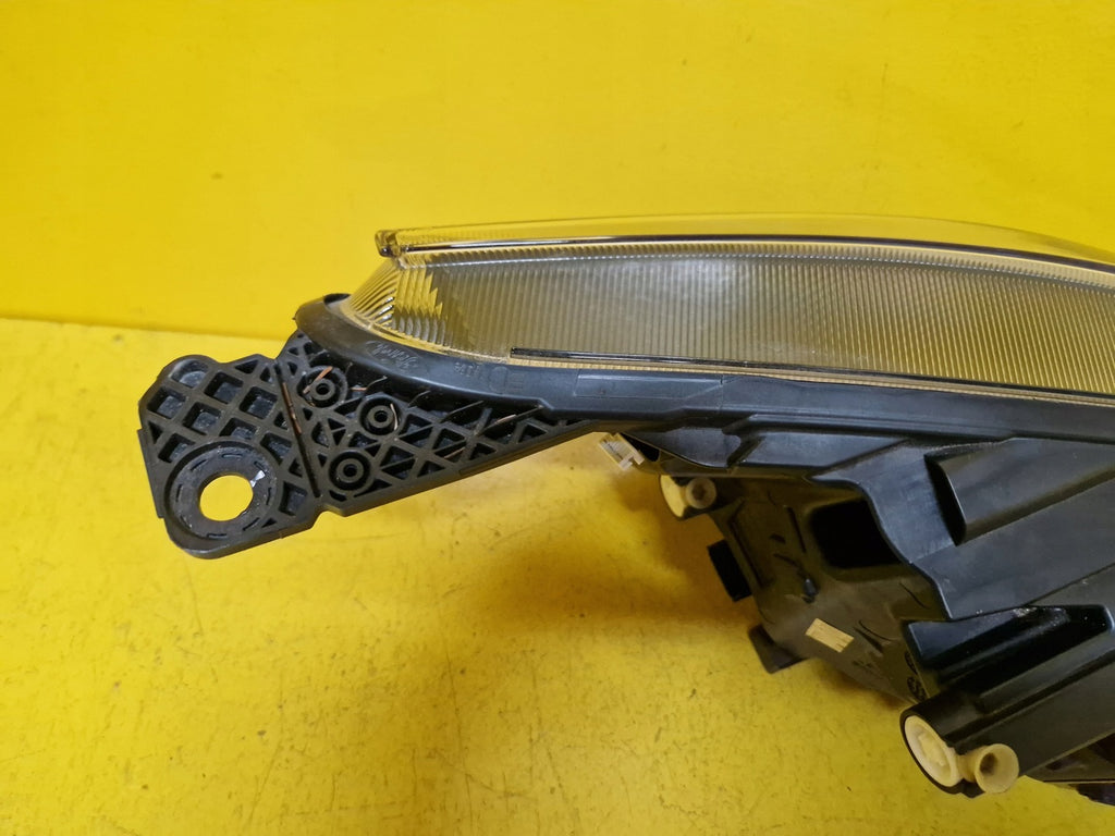 Frontscheinwerfer Ford Focus NX7B-13E017-AG Links Scheinwerfer Headlight SCH8648888757gx