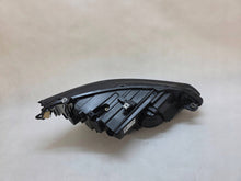 Laden Sie das Bild in den Galerie-Viewer, Frontscheinwerfer VW Golf VIII 5H1941005B Links Scheinwerfer Headlight SCH6248050609zo