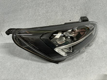 Laden Sie das Bild in den Galerie-Viewer, Frontscheinwerfer Ford Focus MK7B-13E014-EB Xenon Rechts Scheinwerfer Headlight