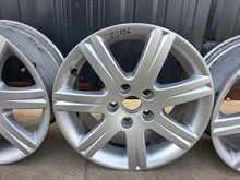 Laden Sie das Bild in den Galerie-Viewer, 4x Alufelge 16 Zoll 7.0" 5x112 42ET Glanz Silber 4F0071496 Audi A6 A4 I FEL2066459021xi