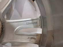 Laden Sie das Bild in den Galerie-Viewer, 1x Alufelge 18 Zoll 7.5&quot; 5x108 50,5ET Glanz Silber 31362866 Volvo Xc60 Ii