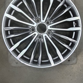 1x Alufelge 19 Zoll 8.5