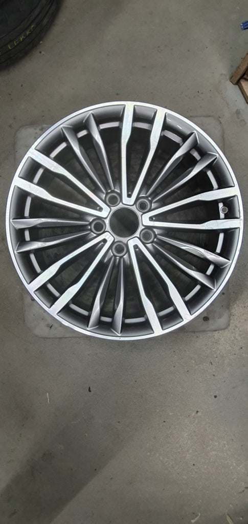 1x Alufelge 19 Zoll 8.5" 5x120 47ET Glanz Silber BMW F36 3 F30 F32 F31 F33 Mg 6 FEL2934454787di