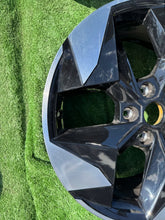 Laden Sie das Bild in den Galerie-Viewer, 1x Alufelge 18 Zoll 7.0&quot; 5x114.3 403002401R Renault Rim Wheel