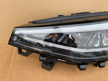Laden Sie das Bild in den Galerie-Viewer, Frontscheinwerfer VW 11B941005 LED Links Scheinwerfer Headlight SCH5058460007vt