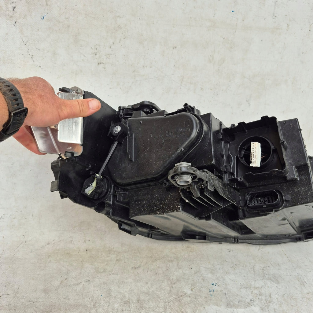 Frontscheinwerfer VW Passat 3J1941005 Full LED Ein Stück (Rechts oder Links) SCH5995836907fu